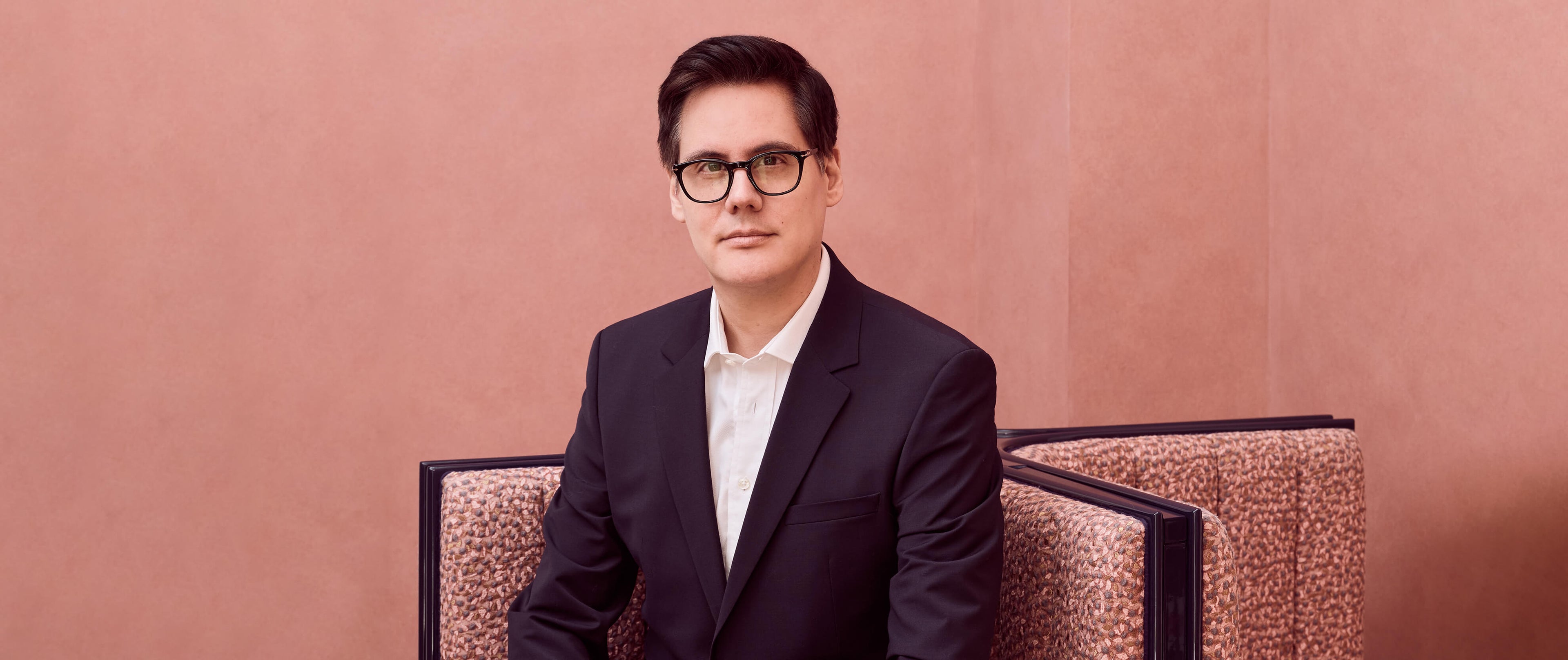 Doctor Raul our medical director in the reception waiting area of Le Petit Saint Mayfair Clinic