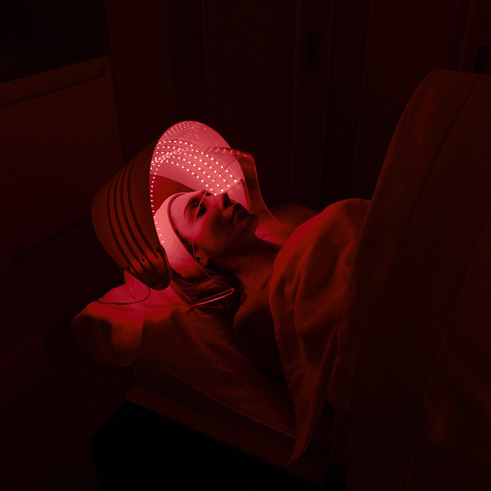 Woman receiving a Saint Lumière Triple Detox at Le Petit Saint London